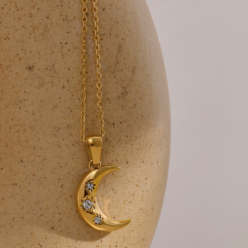 Collier Cronos